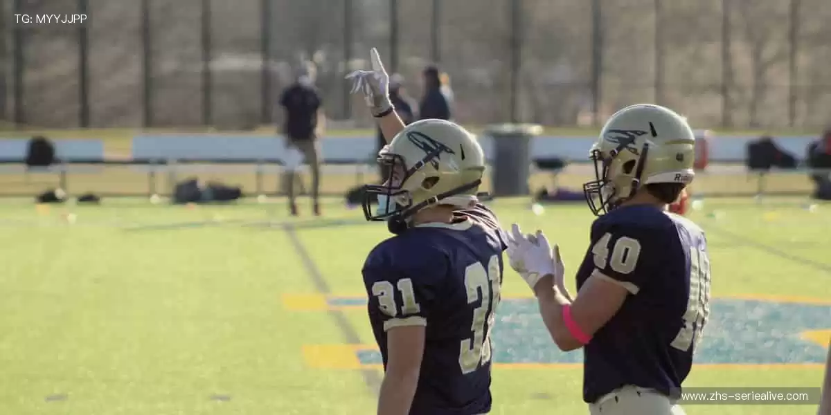 🎁 周边好物,把热爱穿在身上、握在手里!👕